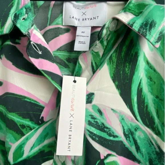 New BeautiCurve X Lane Bryant Palm Leaf Print ShirtDress
Button Dress Size 22 - Picture 8 of 15